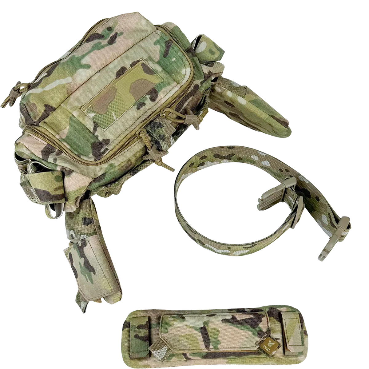 Vista superiore della borsa medica BM33 Multicam con cintura-tracolla e supporto inferiore separati.