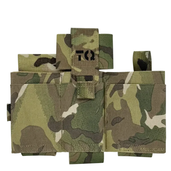 Custodia IFAK da caviglia tattica DNIPRO PM23 in Multicam vista frontale con sistema di fissaggio a Velcro, fascia elastica e supporto per kit di primo soccorso individuale.