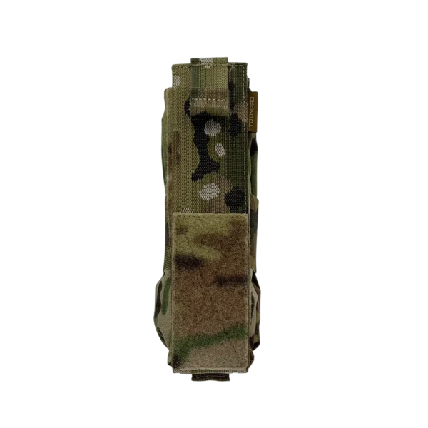 Custodia porta tourniquet tattica DNIPRO PM08 Gen2 Multicam vista frontale con chiusura completa a velcro.