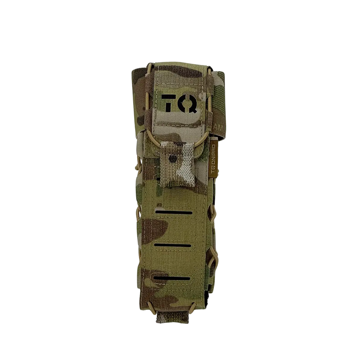 Vista frontale del porta tourniquet tattico DNIPRO Gen2 PM03 Multicam con marcatura TQ laser-cut